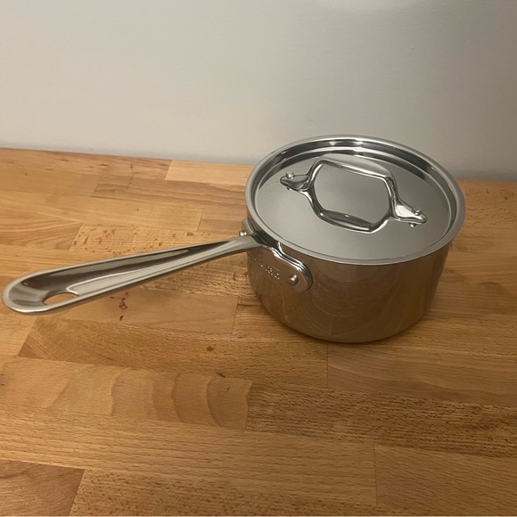AllClad D5 1.5qt Stainless Steel Saucepan - Picture 2 of 6